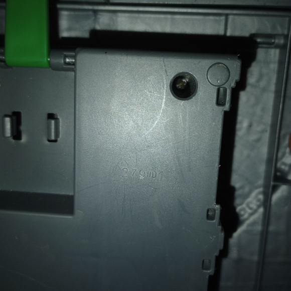 Thomas and Friends Knapford Station Take & Play Fold Out Track Play Set - Picture 10 of 12